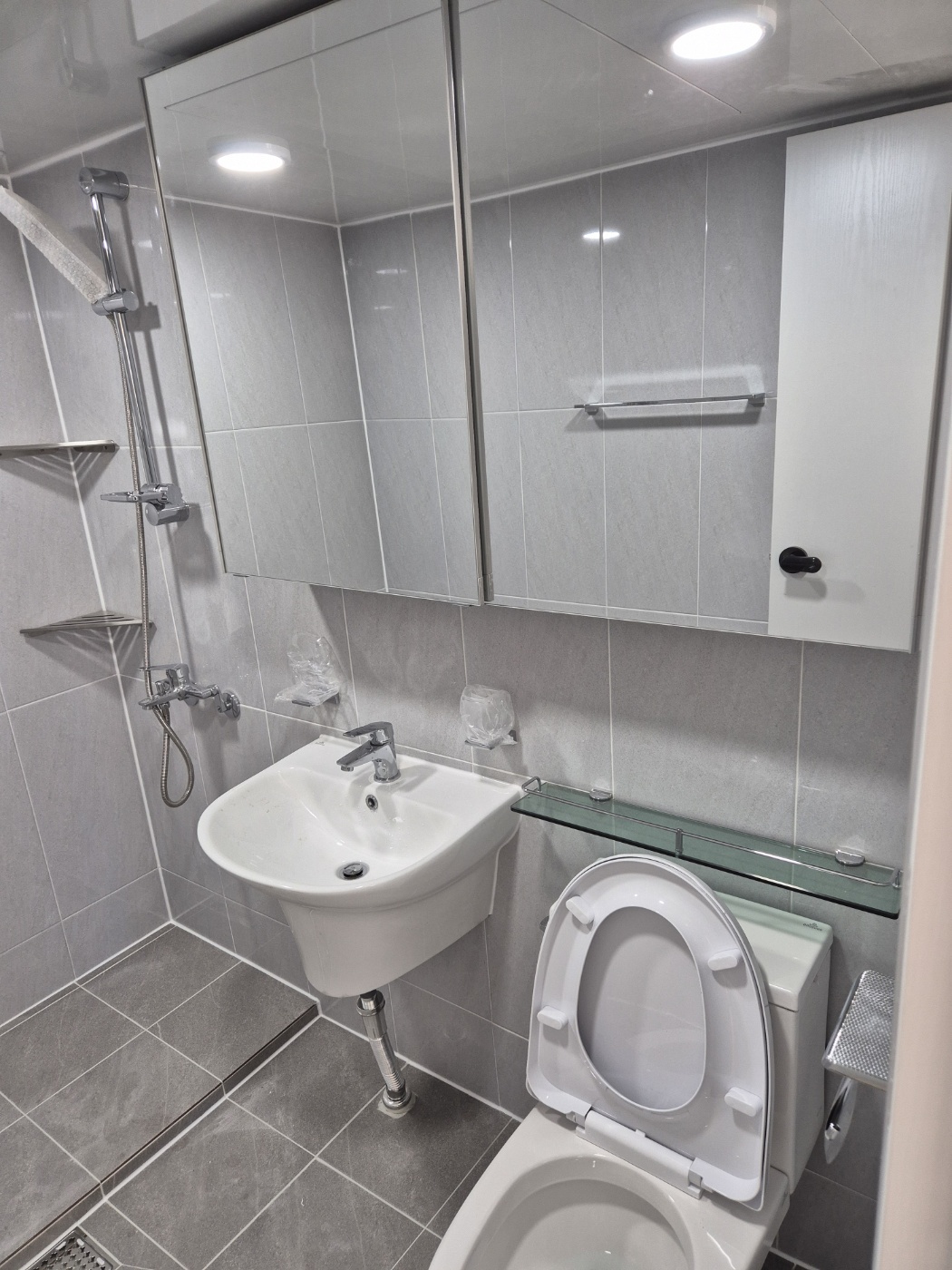 /user/s/smarttile/editor/2512/2cfd6461b0bdf6bc67e29b13bd45b040_1766812455_1192.jpg 이미지크게보기