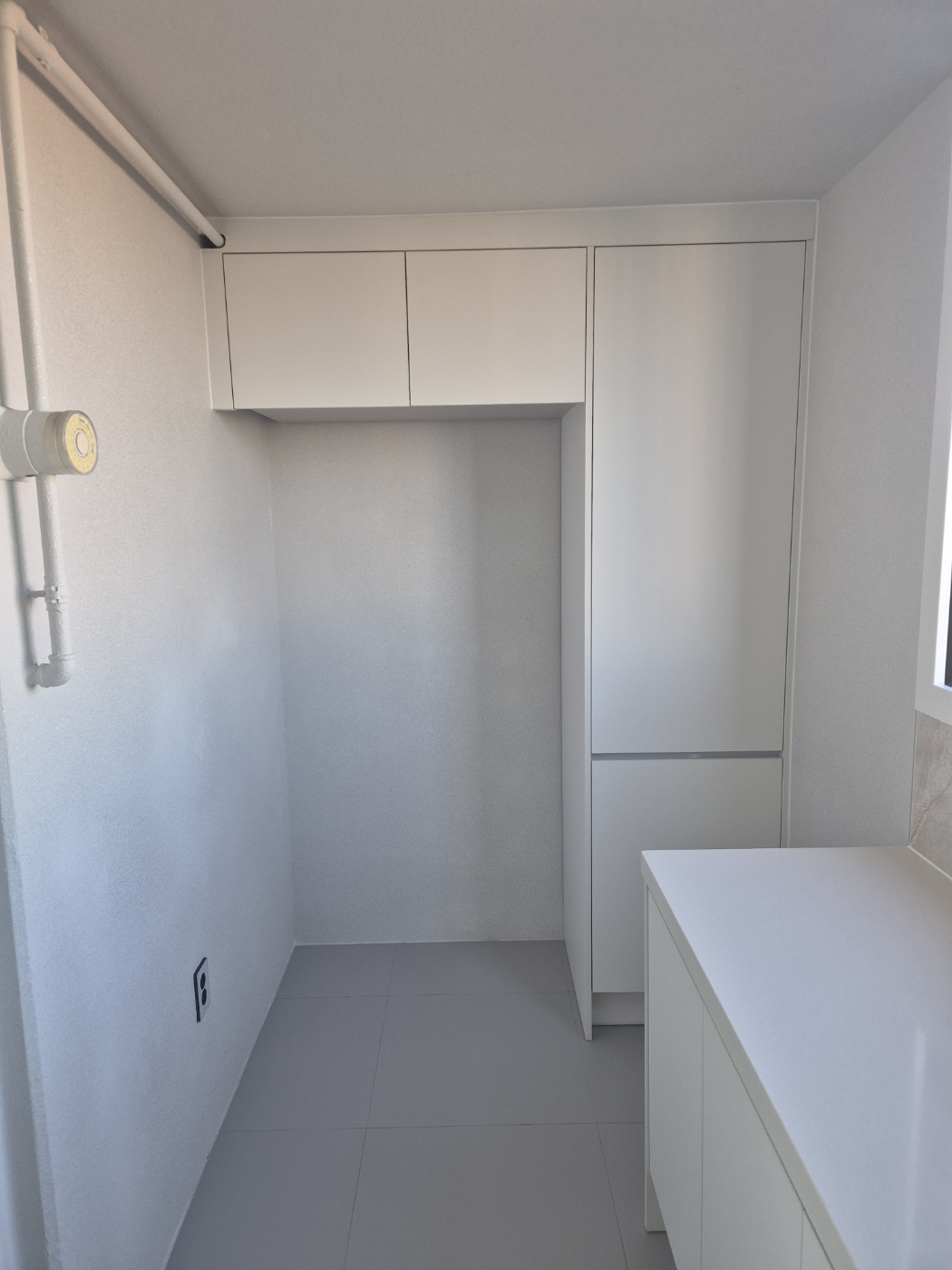 /user/s/smarttile/editor/2512/2cfd6461b0bdf6bc67e29b13bd45b040_1766812589_0027.jpg 이미지크게보기